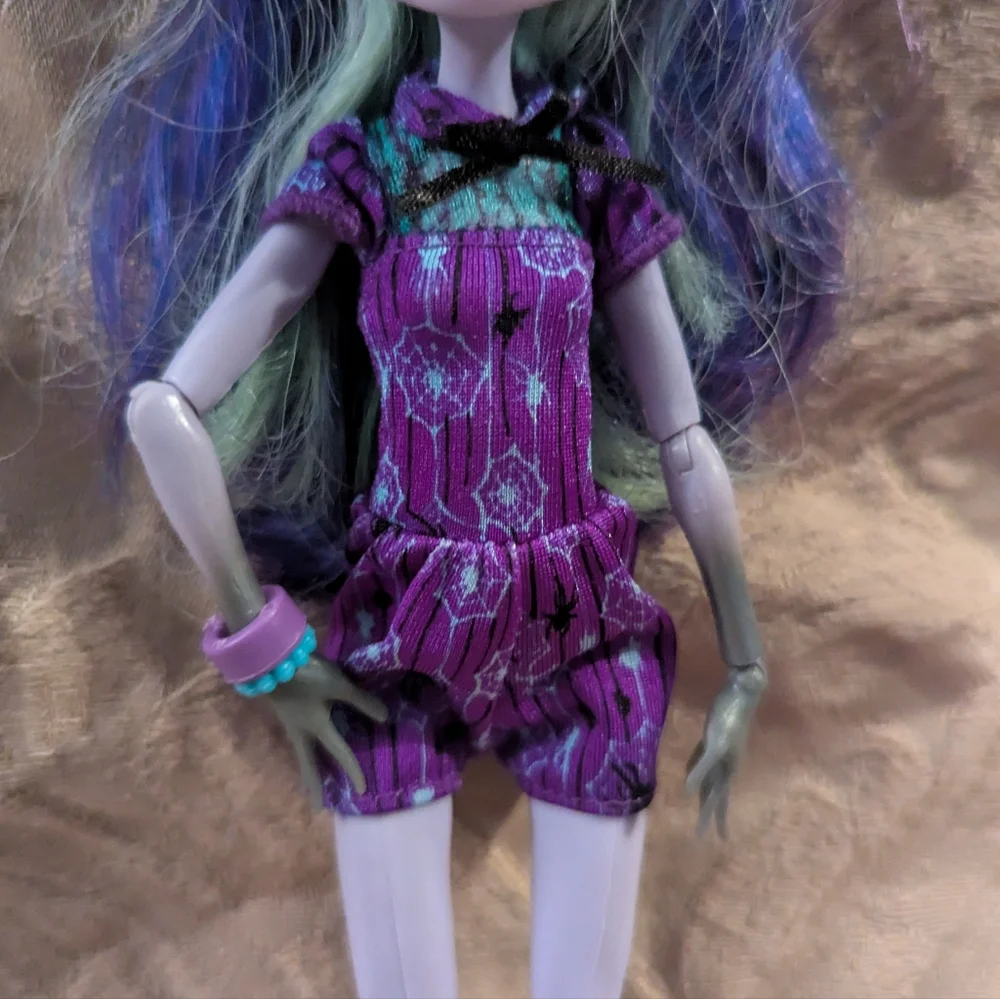 Monster High G1 Twyla Coffin Bean Doll Mattel First Edition Retired - Picture 3 of 7